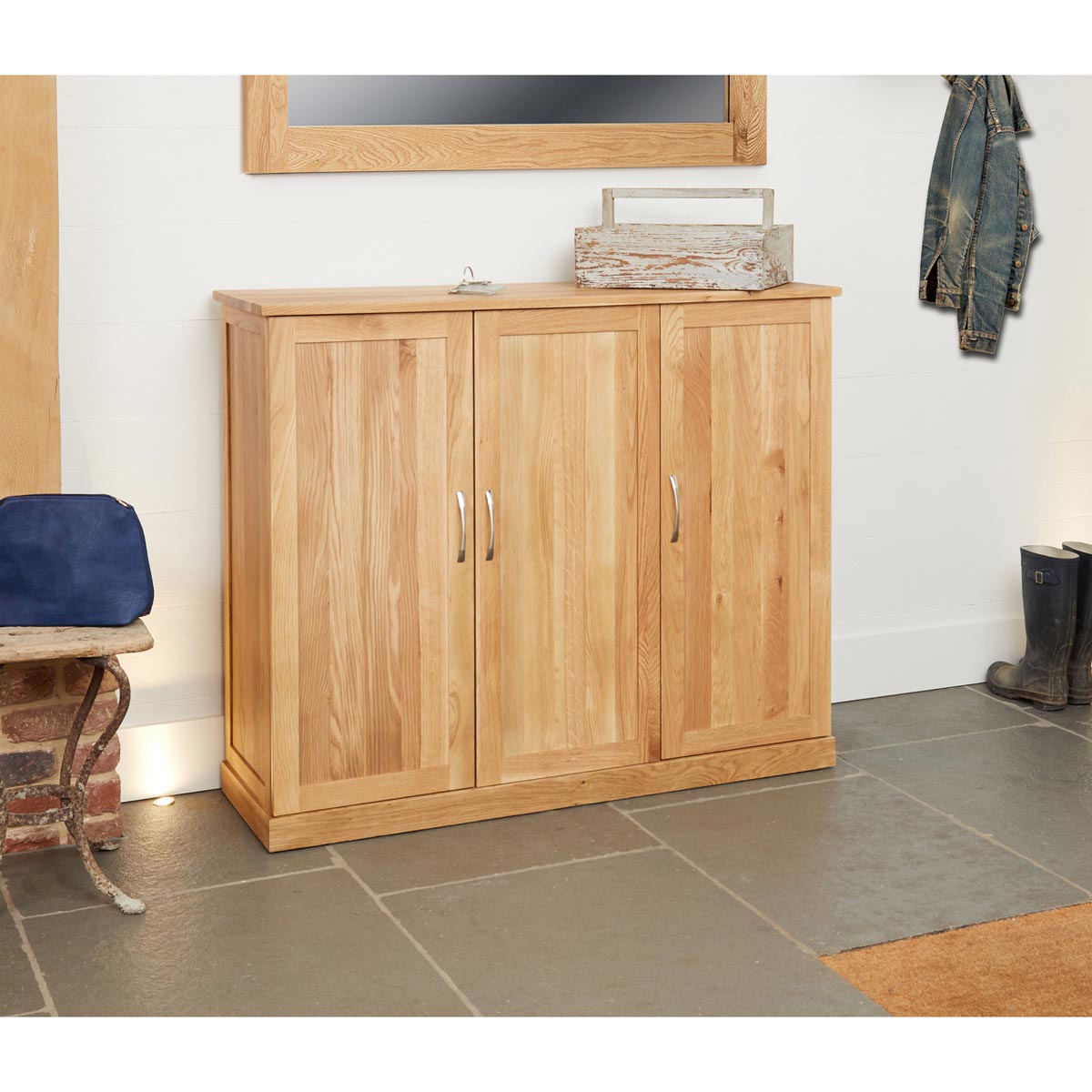 Mobel Oak Extra Large Shoe Cupboard